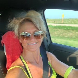 Meet your Posher, Kandii